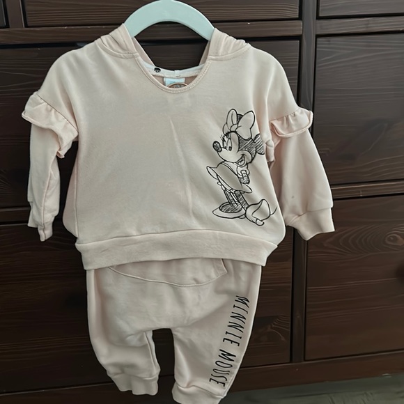 NWOT Disney Baby Minnie Mouse Matching Set | 6-9 months - Picture 2 of 8